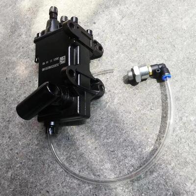 SHACMAN Truck Parts Hydraulic Manual Pump DZ93259820100 DZ 93259820110 199100820025 JZ91199822000for Shacman Cabin Lift Pump