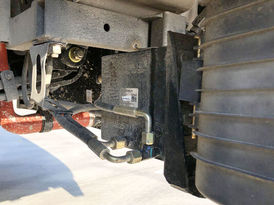 Shaanxi Automobile Delong F3000 Body Parts New DZ9725982017 DZ97259820156 Oil Pump Assembly for Dongfeng Jiefang Truck Models